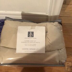 Distinctly Home queen flannel sheet set - Ivory